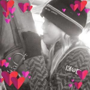 Meet your Posher, Olivia